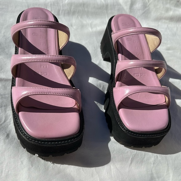 Pink Leather Triple Strap Platform Sandals size 9 - Picture 2 of 9